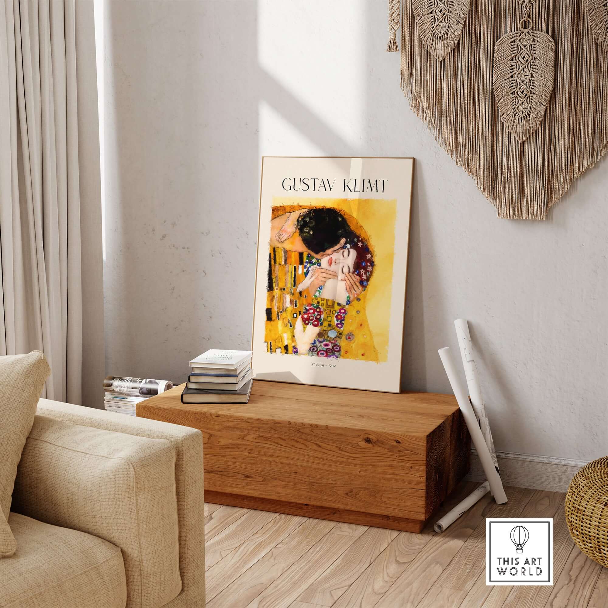 Gustav Klimt Art Print - The Kiss 1907 displayed in a stylish interior setting, highlighting its romantic elegance.
