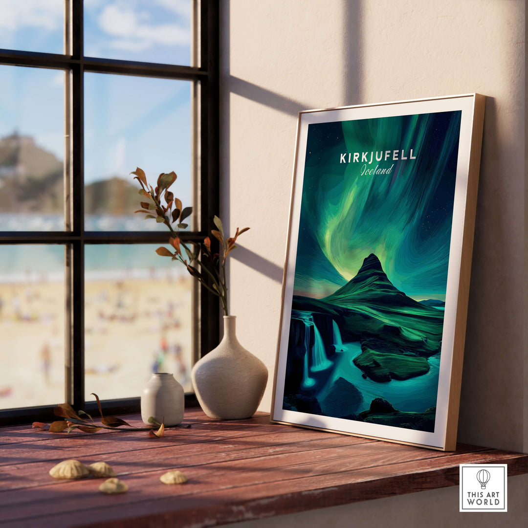 Kirkjufell Northern Lights Scenery Print | Icelandic Nature Wall Decor featuring vibrant auroras and stunning Icelandic landscapes.