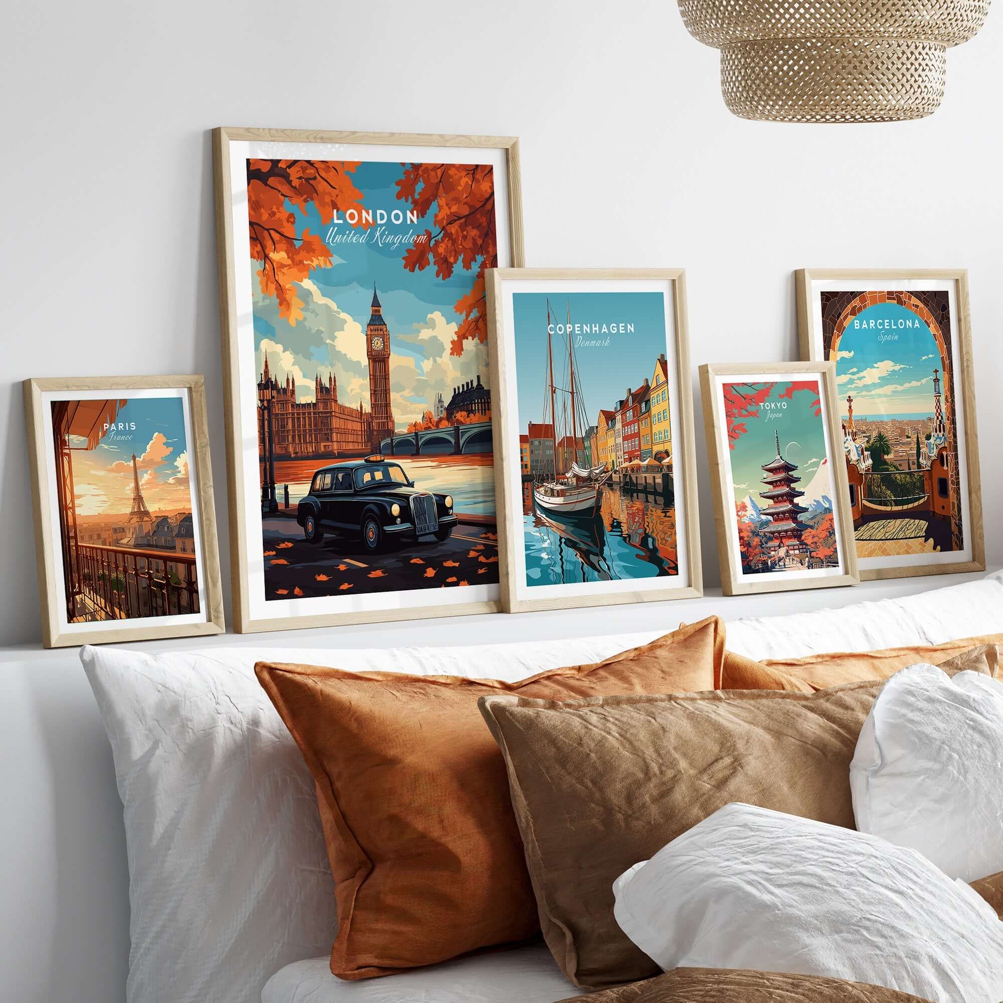 London Wall Art featuring iconic landmarks and travel posters in a stylish home setting.