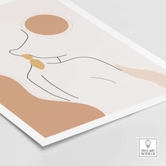 Abstract female outline print with modern design in soft colors, perfect for contemporary home or office decor.